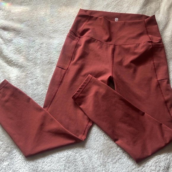 Born Primitive Rise Leggings 2.0 L EUC - Picture 7 of 8